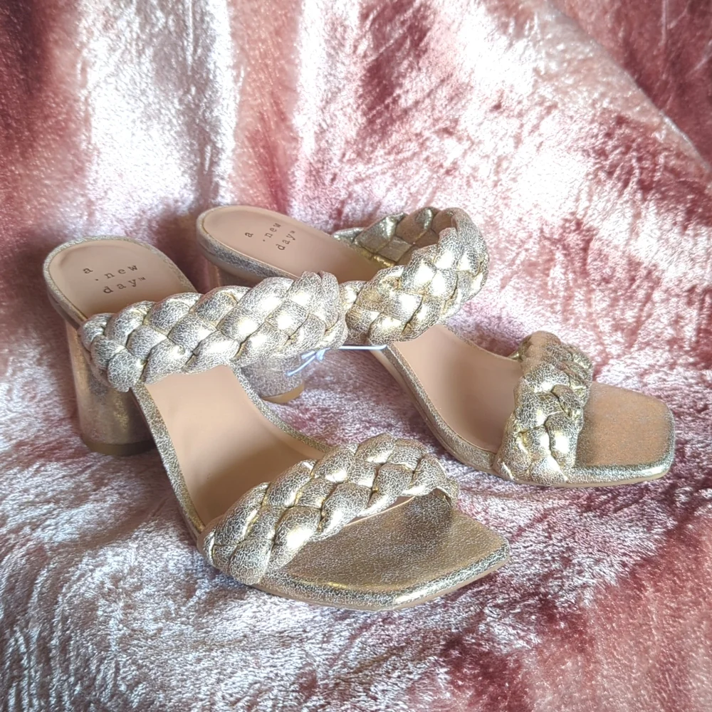 NWOT a • new day Gold Sandals Braided Puffy Straps Women's Sz 6 - Picture 1 of 8